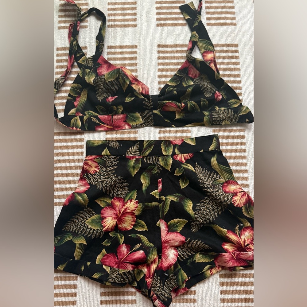 Pin Up Hawaiian Set